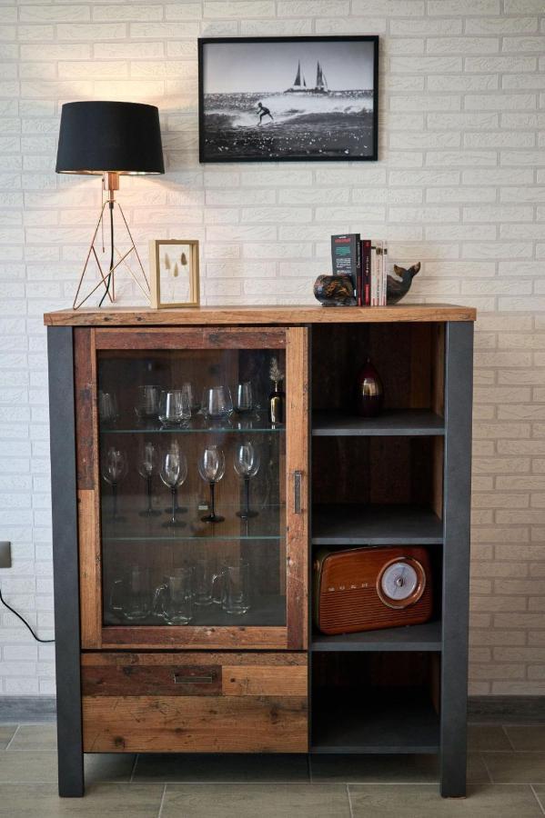 Vintage Breeze Apartment - Spa Pools Resort 마마이아 외부 사진