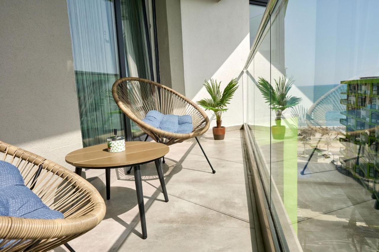 Vintage Breeze Apartment - Spa Pools Resort 마마이아 외부 사진