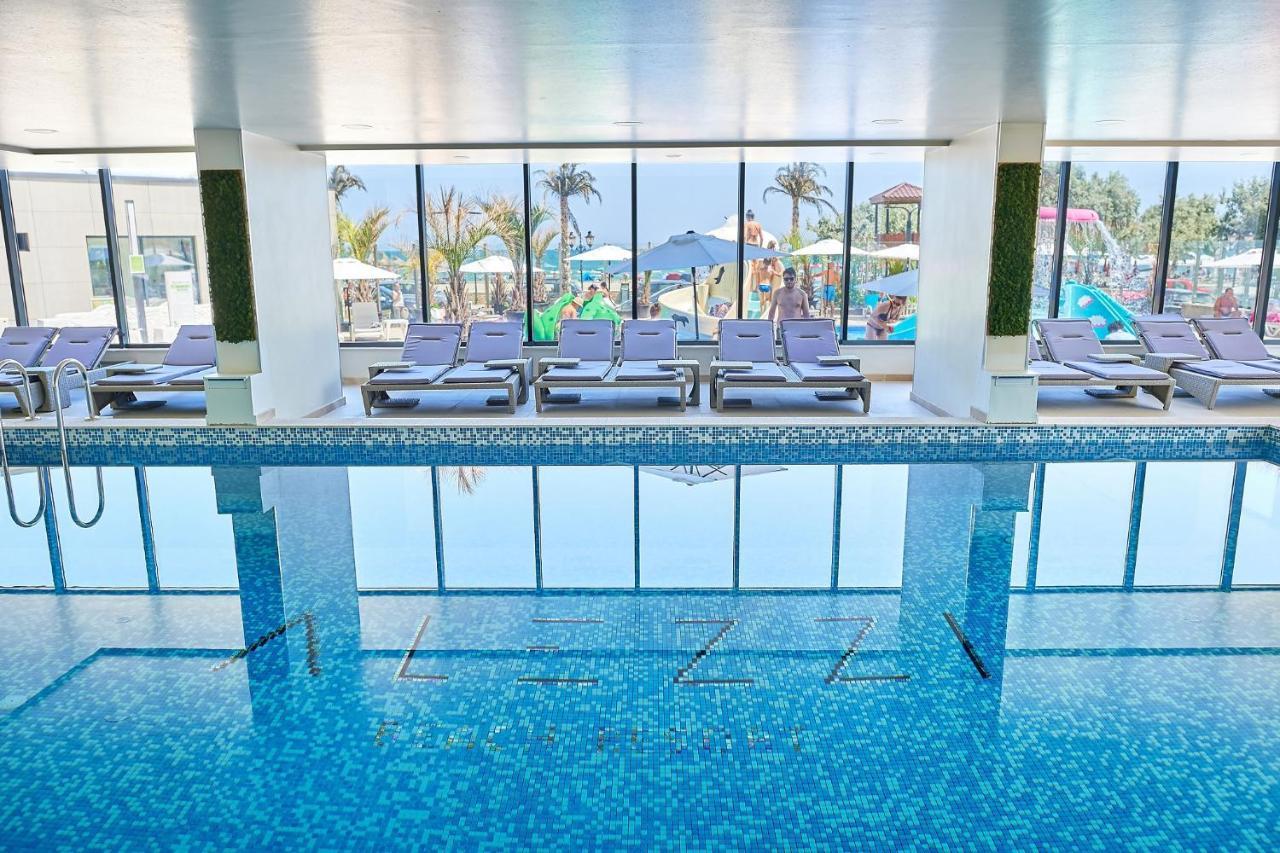 Vintage Breeze Apartment - Spa Pools Resort 마마이아 외부 사진